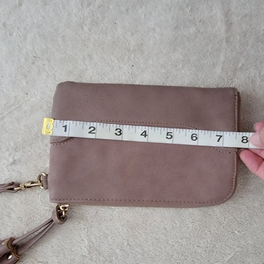 Antik Kraft Tasseled Wristlet Zip Around Mauve/Blush Vegan Leather - Picture 12 of 14